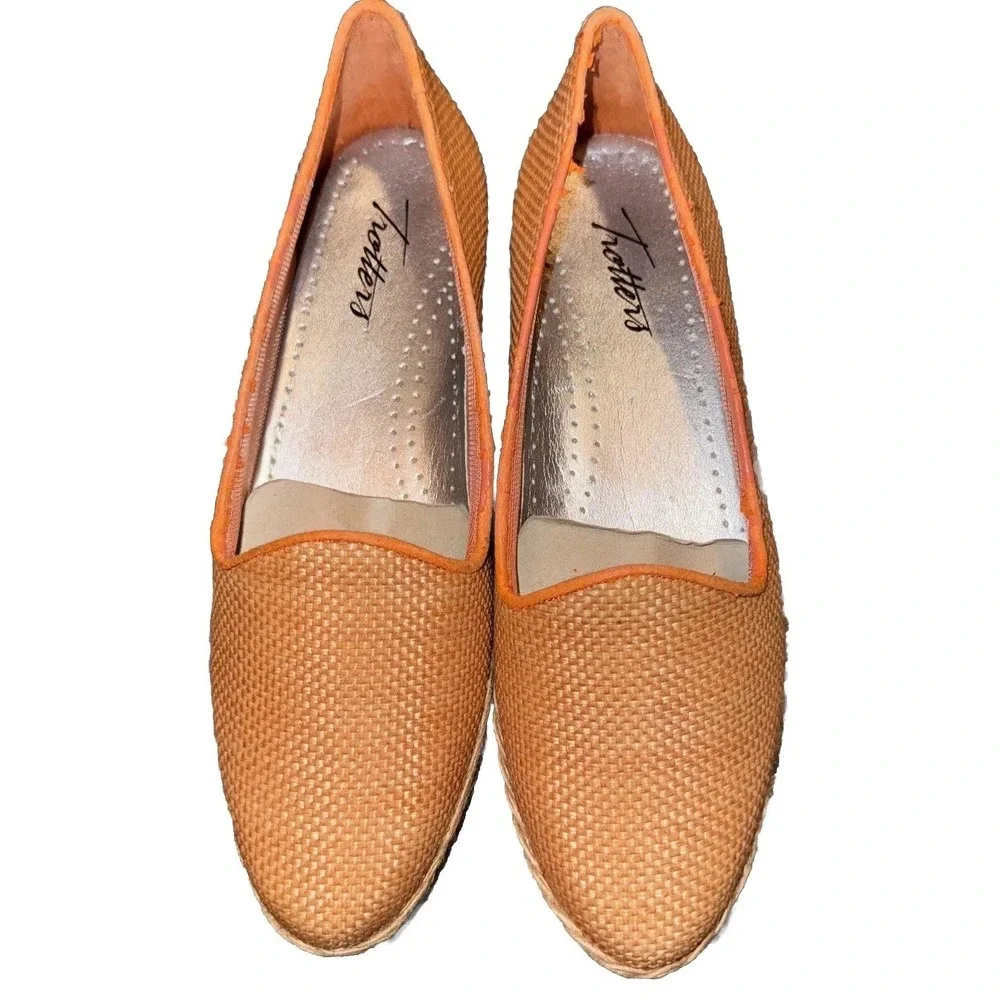 Trotters Slip On Flats Espadrille Orange Resort Vacation Women's Sz 6N Flaw